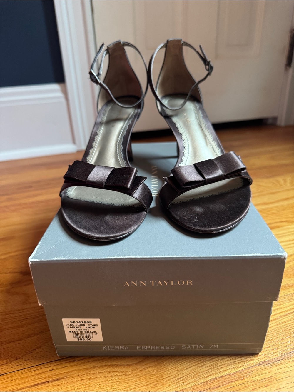 Vintage early 2000s Ann Taylor Espresso Satin Bow Ankle-Strap Heels